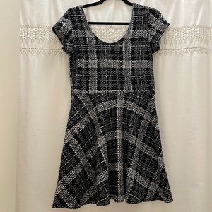 Black and white dress